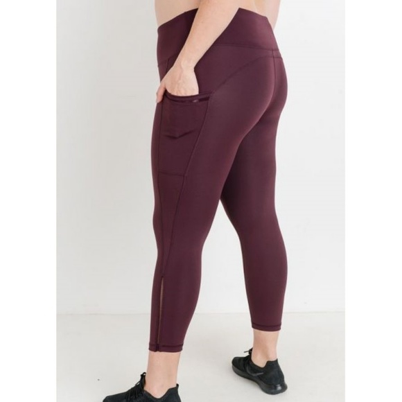 PLUS Highwaist Side Mesh Slit Detail in Plum - Picture 3 of 6